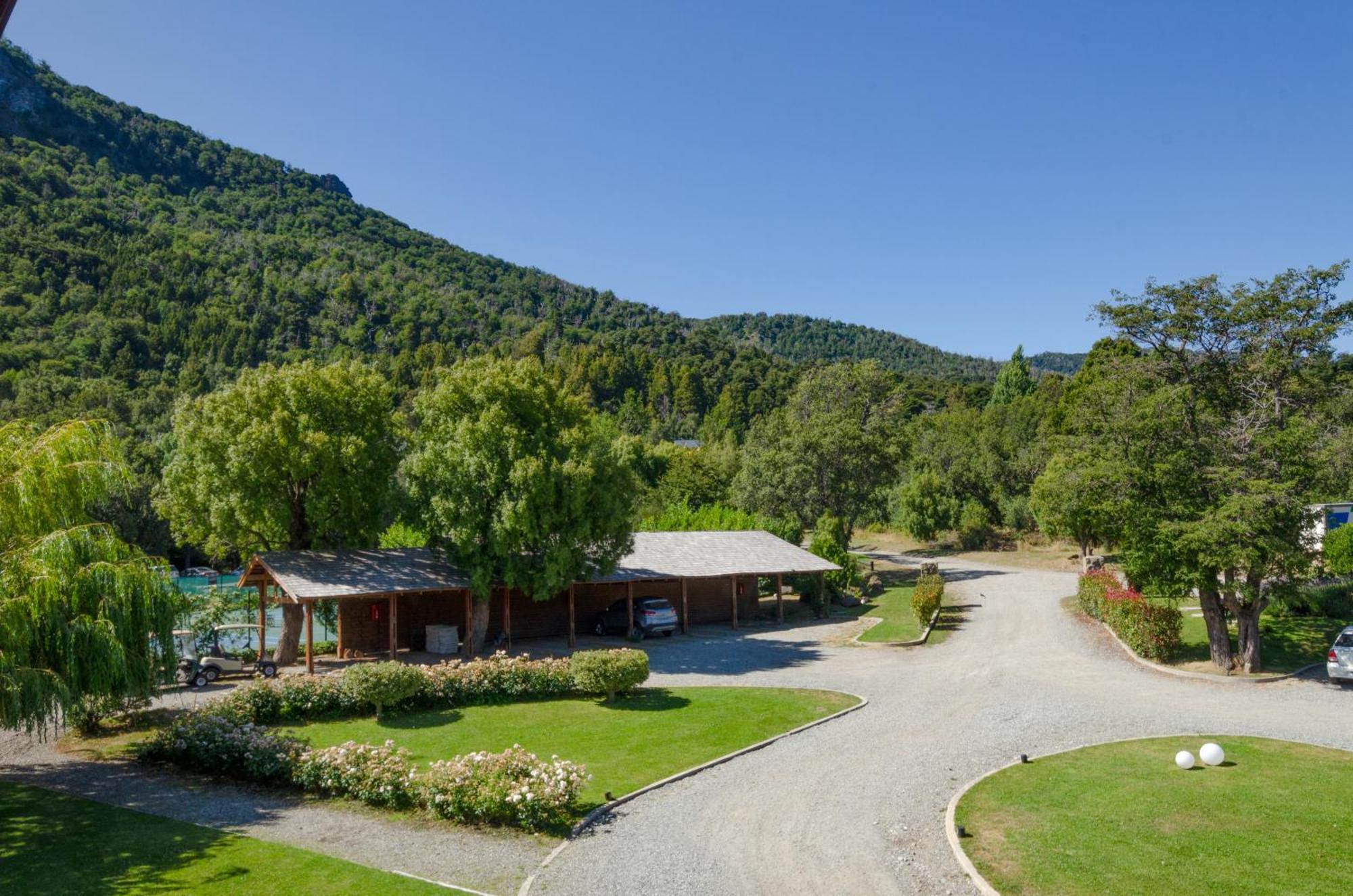 Arelauquen Lodge, A Tribute Portfolio Hotel San Carlos de Bariloche Dış mekan fotoğraf